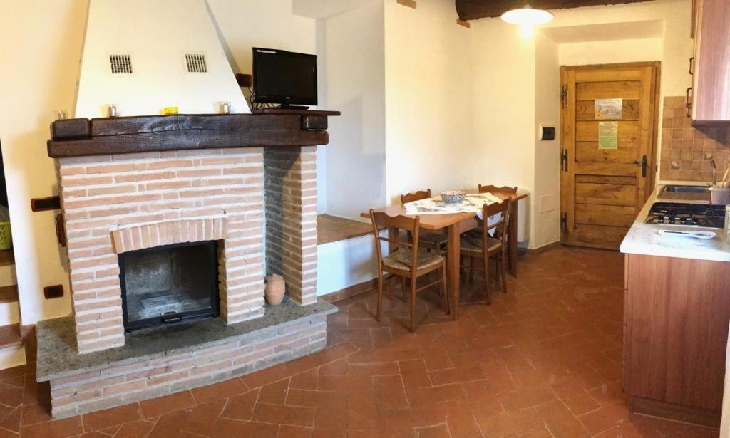 Agriturismo Podere Casano Radicofani Εξωτερικό φωτογραφία